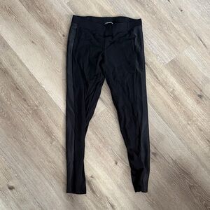 Express Chic Black Leggings with faux leather Panels